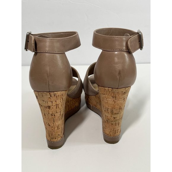 Marc Fisher Shoes Women 7 Sandals Brown Taupe Leather Suede Platform Wedge Heel - Picture 5 of 12